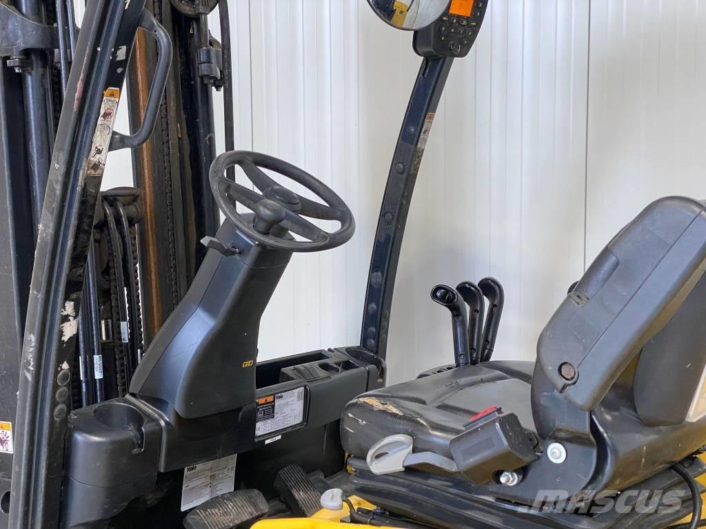 Yale ERP30VL Electric forklift trucks