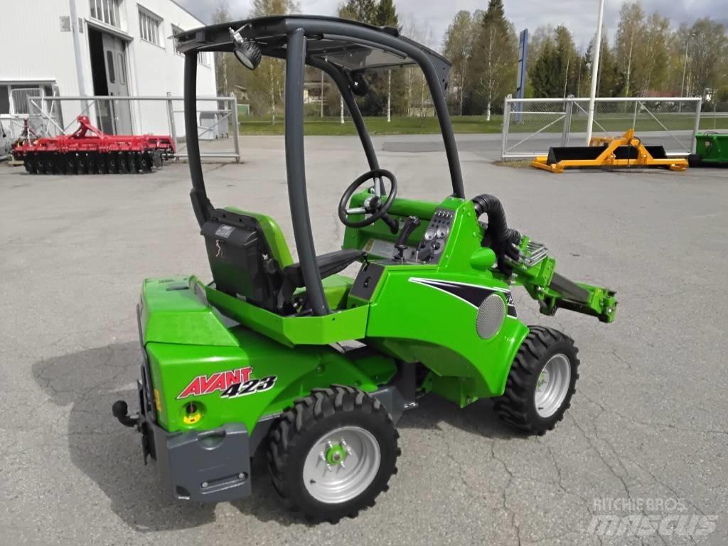 Avant 423 Mini loaders
