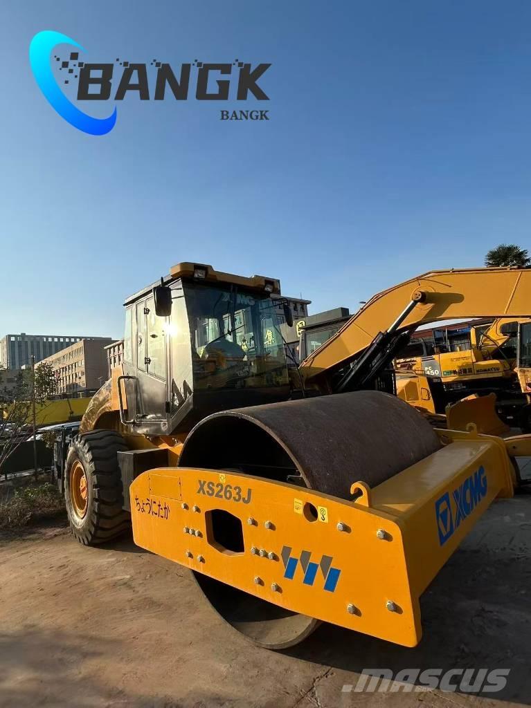 XCMG XS 263 J Single drum rollers
