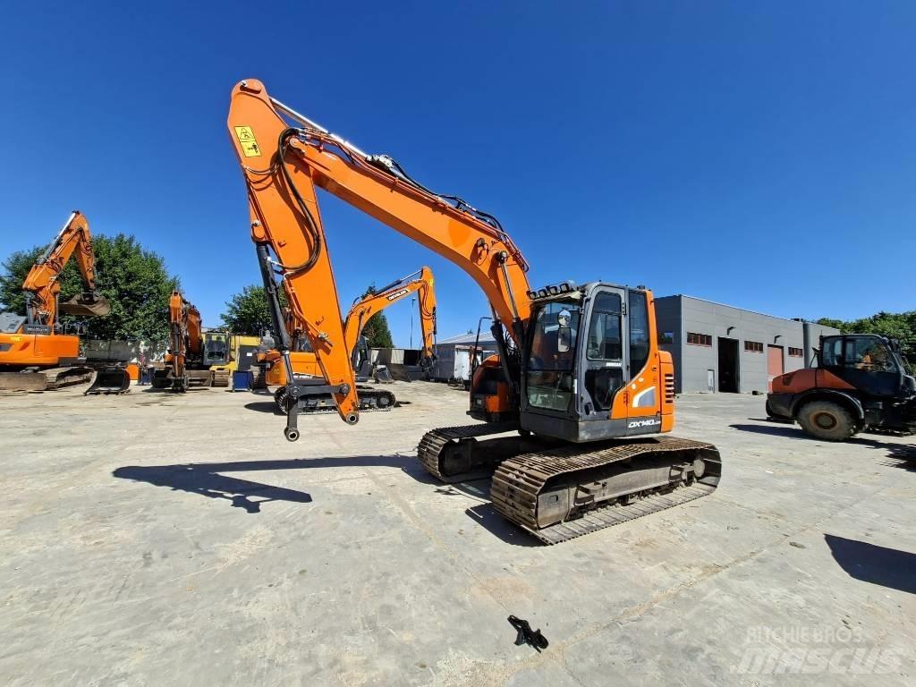 Doosan DX 140 LCR Crawler excavators