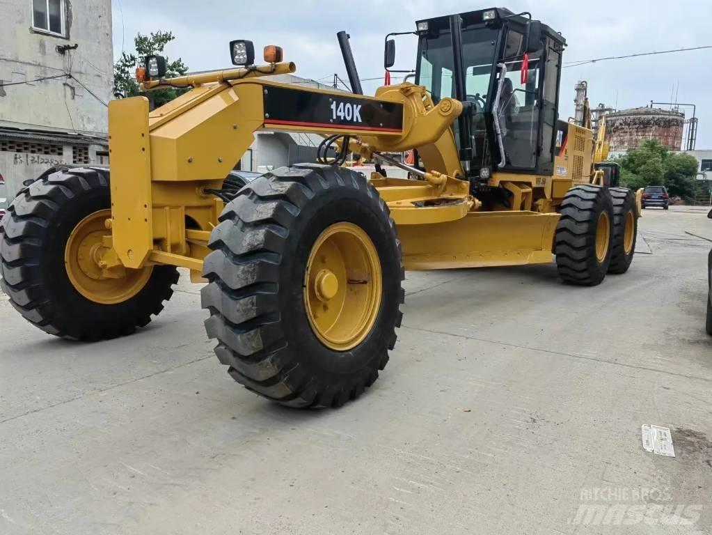 CAT 140 K Graders