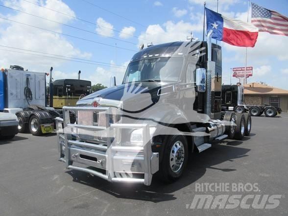 Kenworth T880 Tractor Units