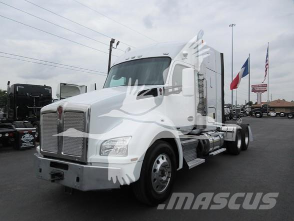 Kenworth T880 Tractor Units