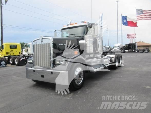 Kenworth W900 Tractor Units