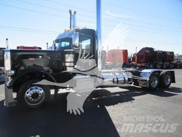 Peterbilt 389 Tractor Units