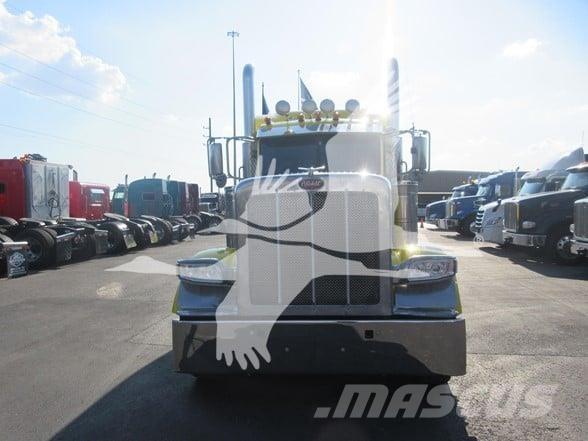 Peterbilt 389 Tractor Units