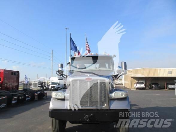 Peterbilt 567 Tractor Units