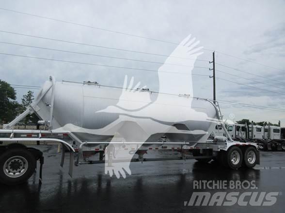 Polar  Tanker semi-trailers