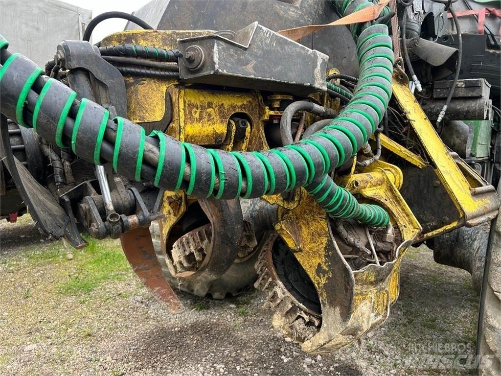 John Deere 1270G Harvesters