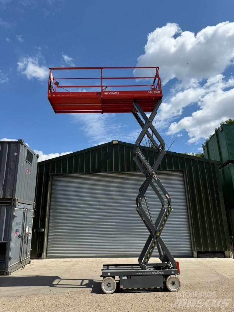 SkyJack SJ 4620 Scissor lifts