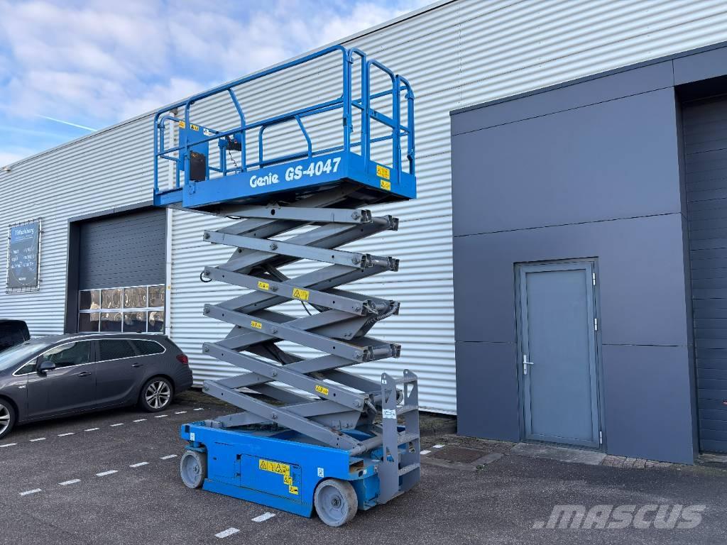 Genie GS 4047 Scissor lifts