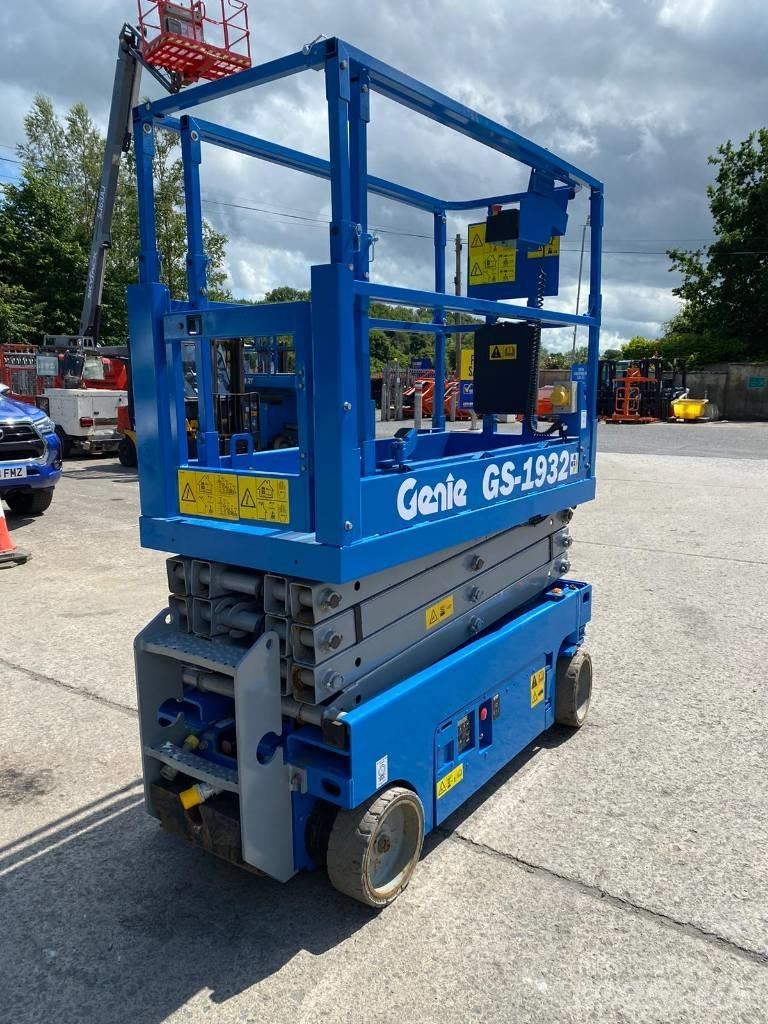 Genie GS 1932 Scissor lifts