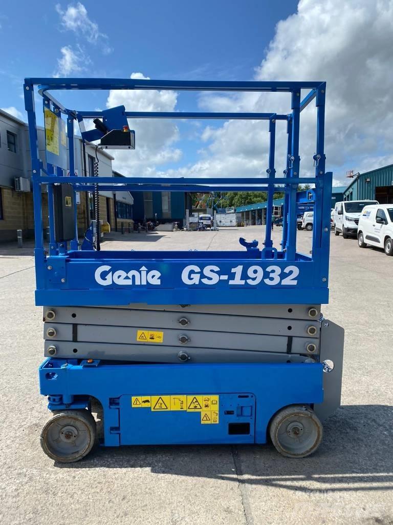 Genie GS 1932 Scissor lifts