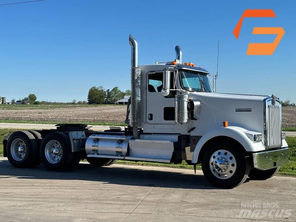 Kenworth W900 Tractor Units