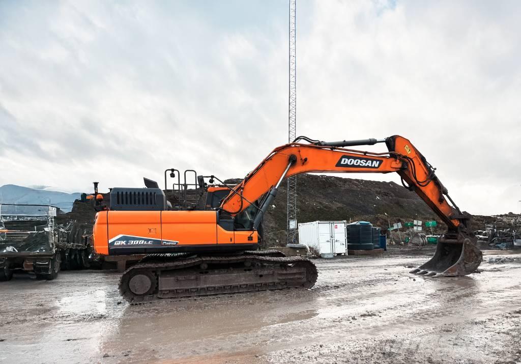 Develon DX 300 LC-7 Crawler excavators