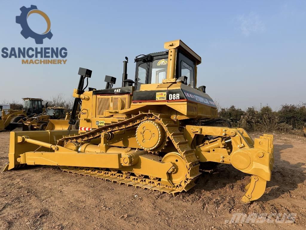 CAT D8R Crawler dozers