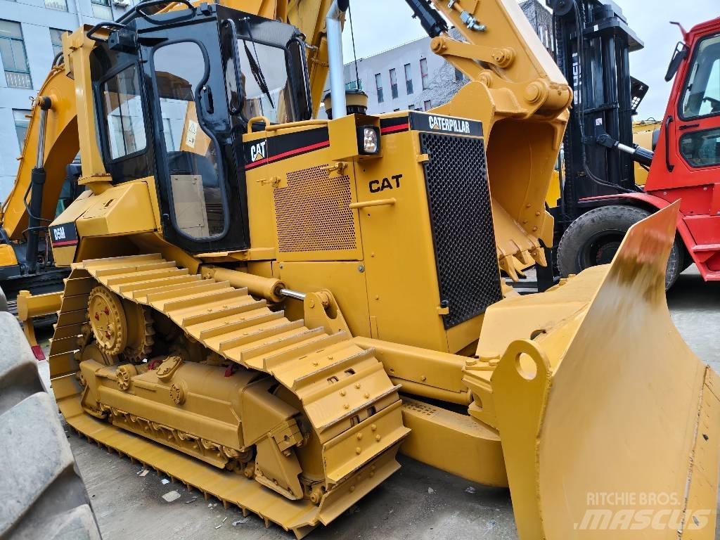 CAT D 5 M Crawler dozers