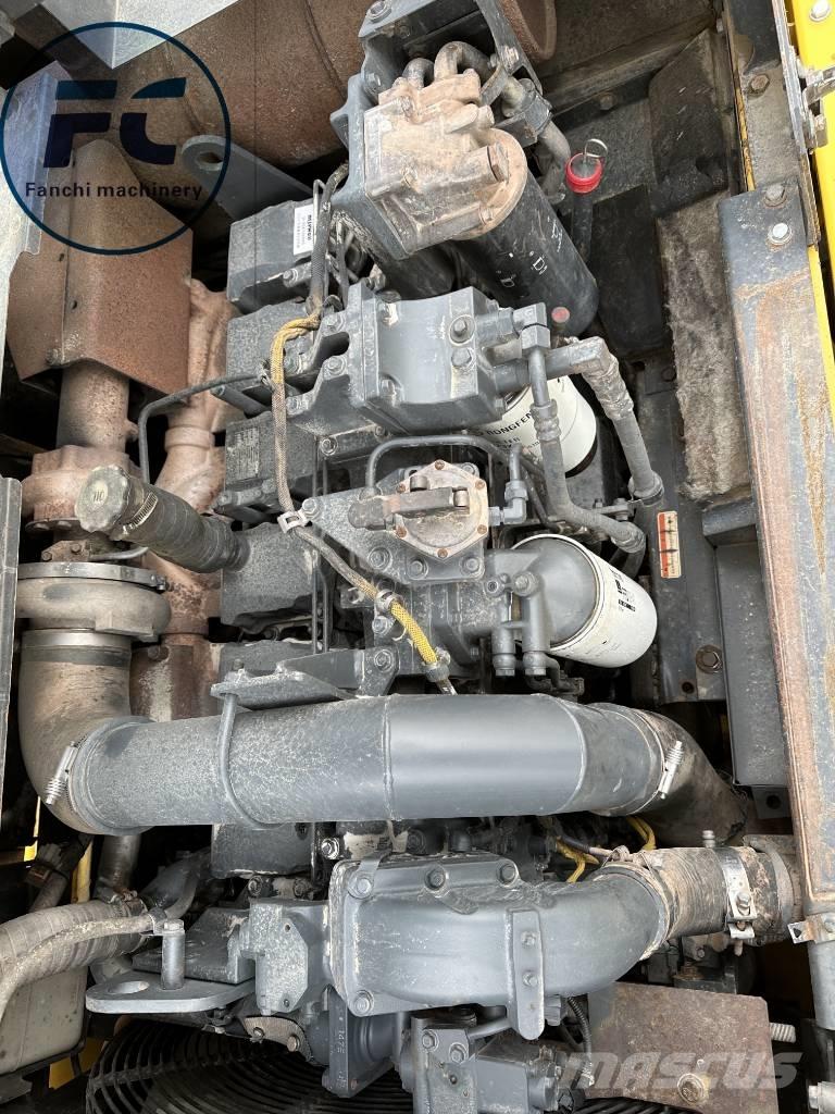 Komatsu 450 Crawler excavators