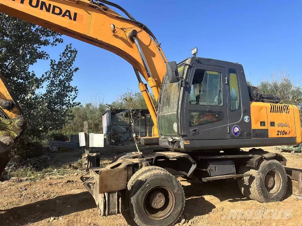 Hyundai R210W-9 Crawler excavators
