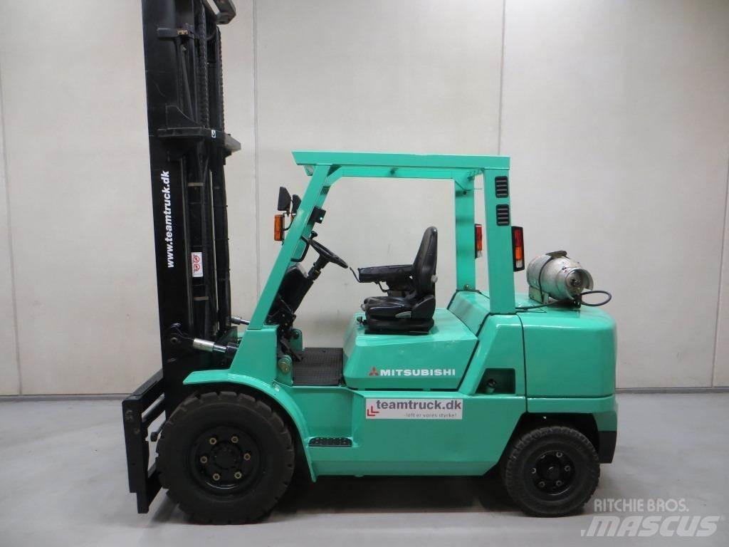 Mitsubishi FG45K2 LPG trucks