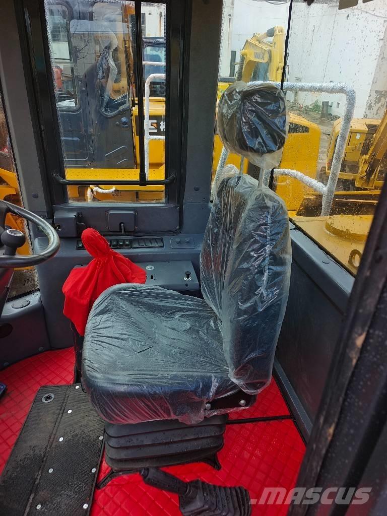 SDLG 956L Crawler excavators