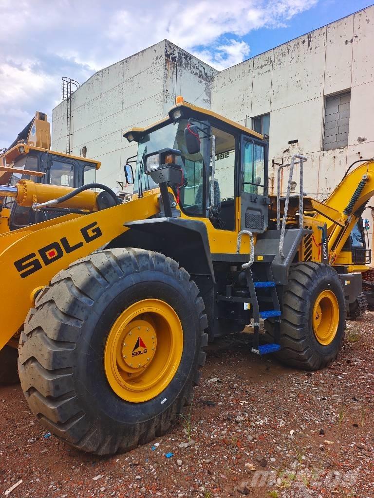 SDLG 956L Crawler excavators