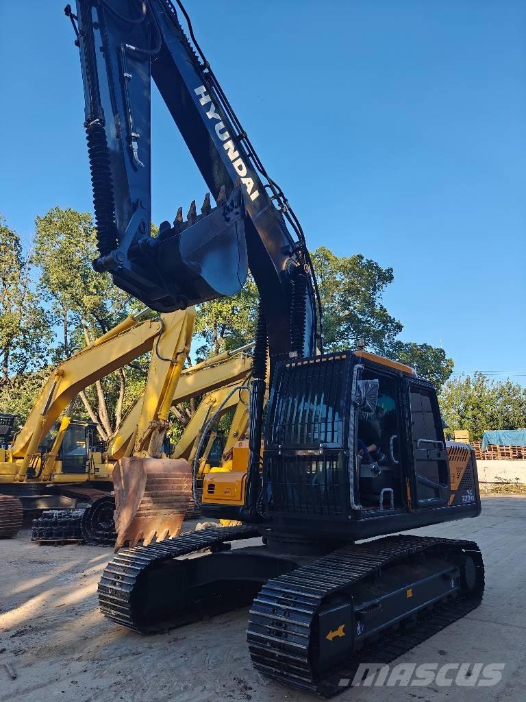 Hyundai HX 220 Crawler excavators