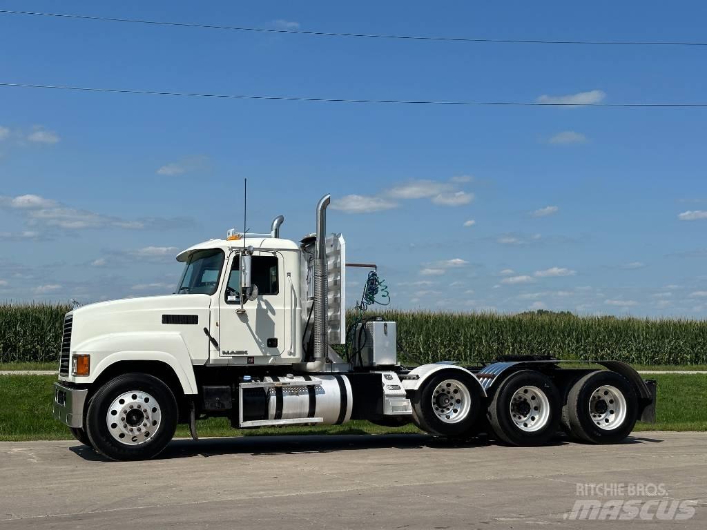 Mack Pinnacle CH613 Tractor Units