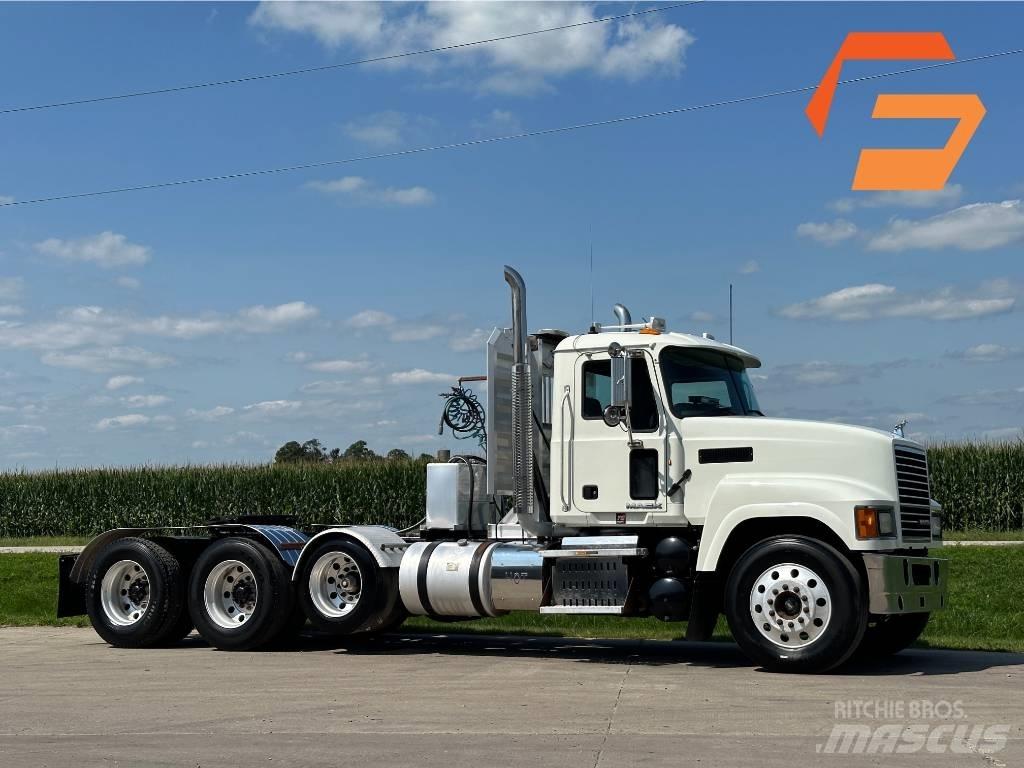 Mack Pinnacle CH613 Tractor Units