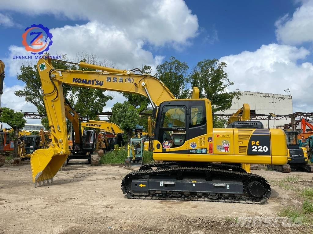 Komatsu PC 220-8 Crawler excavators