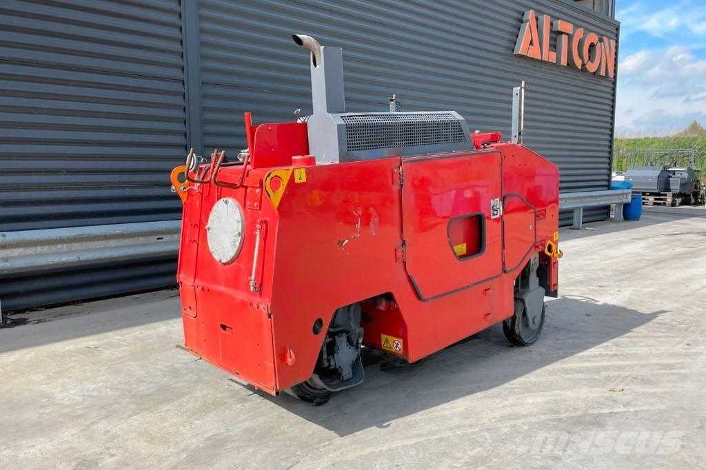 Wirtgen W 350 Asphalt cold milling machines