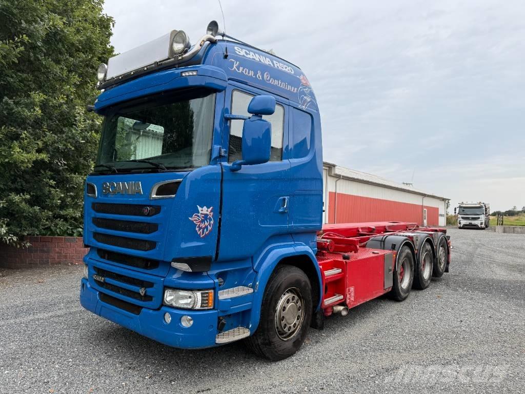 Scania R520 8x4 Cable lift demountable trucks