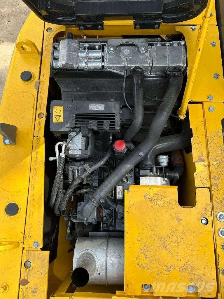 Komatsu PC 130 Crawler excavators