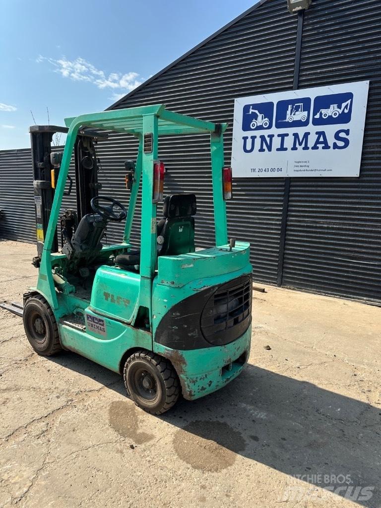 Mitsubishi FD 18 Diesel trucks