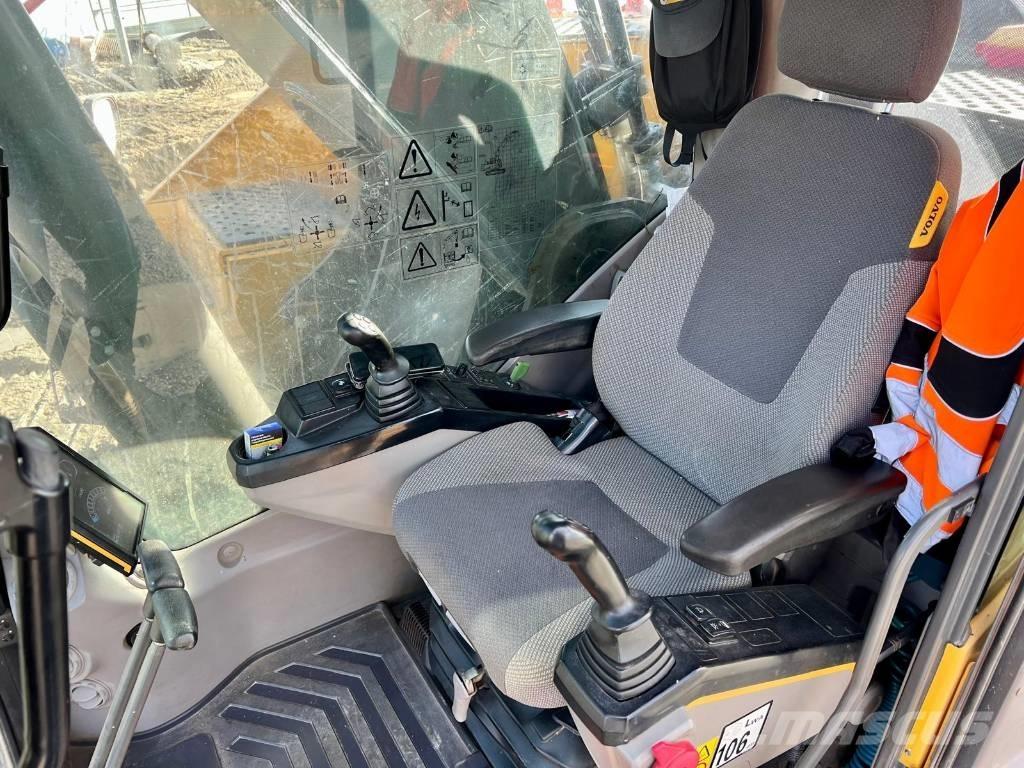 Volvo EC480 EL LONG Long reach excavators