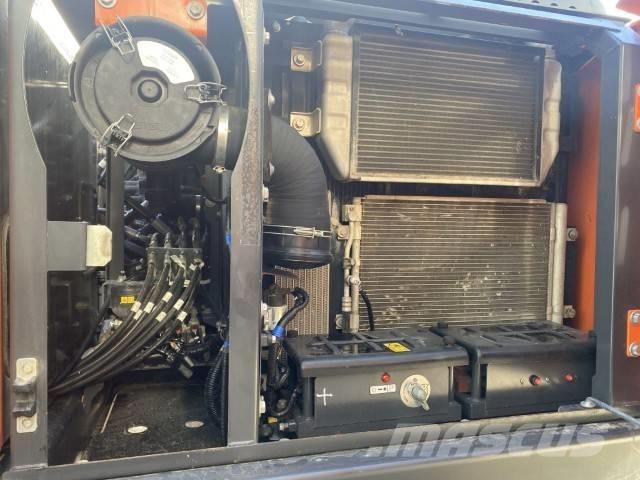 Doosan DX 140 LC-5 Crawler excavators