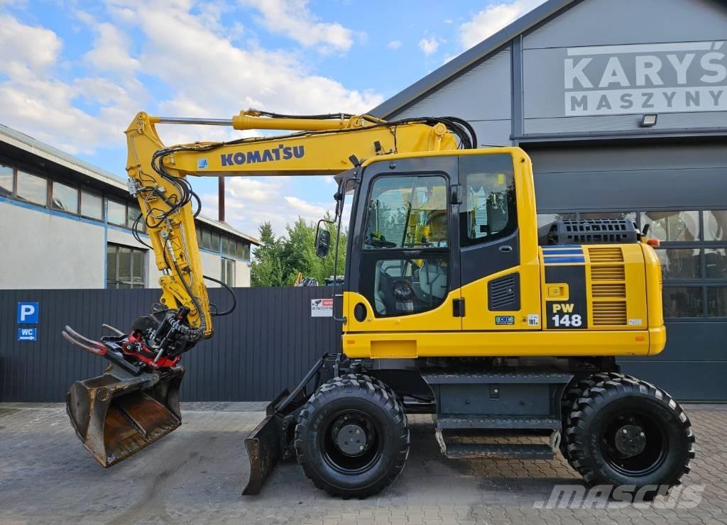 Komatsu PW 148-8 Wheeled excavators