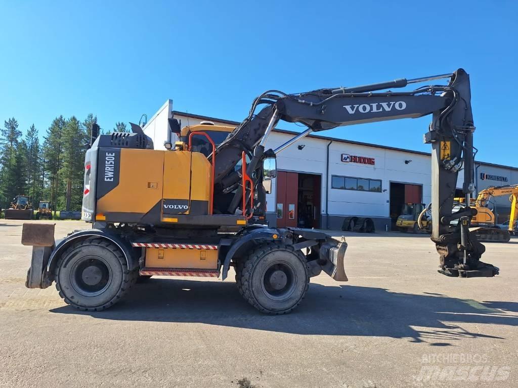 Volvo EWR 150 E Wheeled excavators