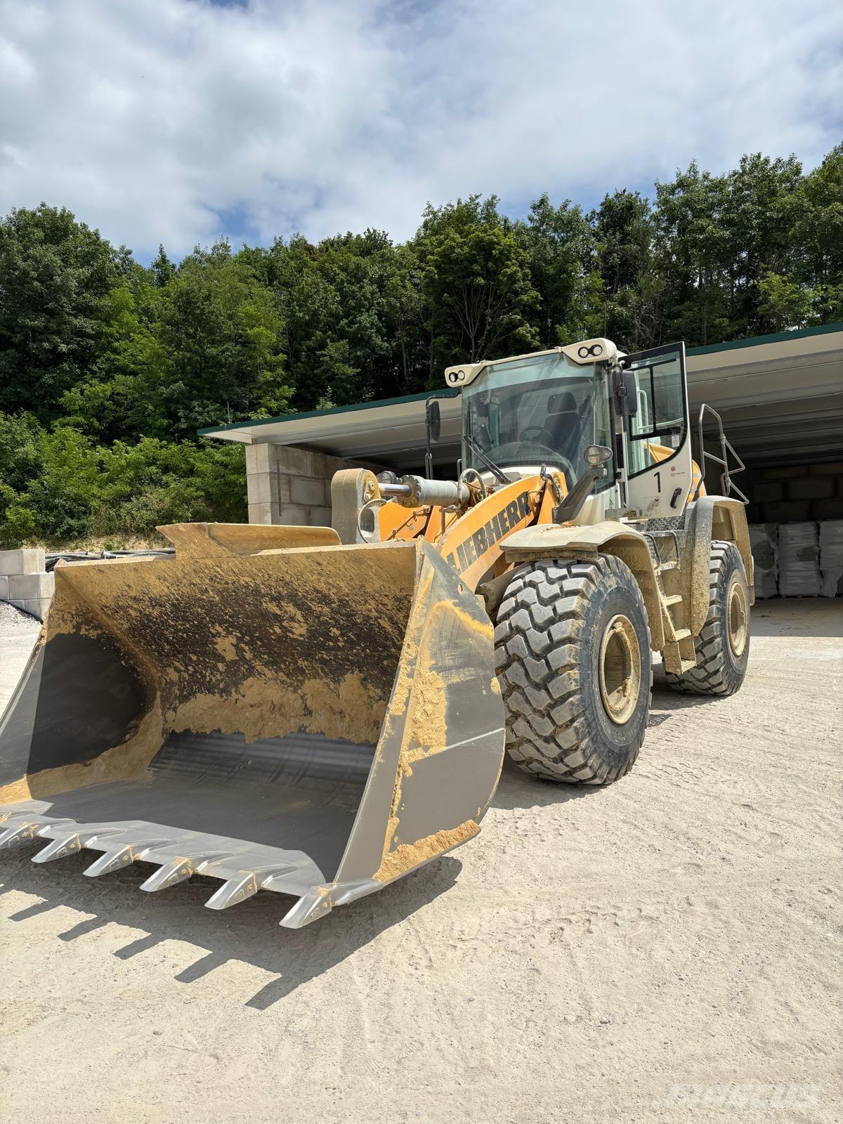 Liebherr L586 Wheel loaders