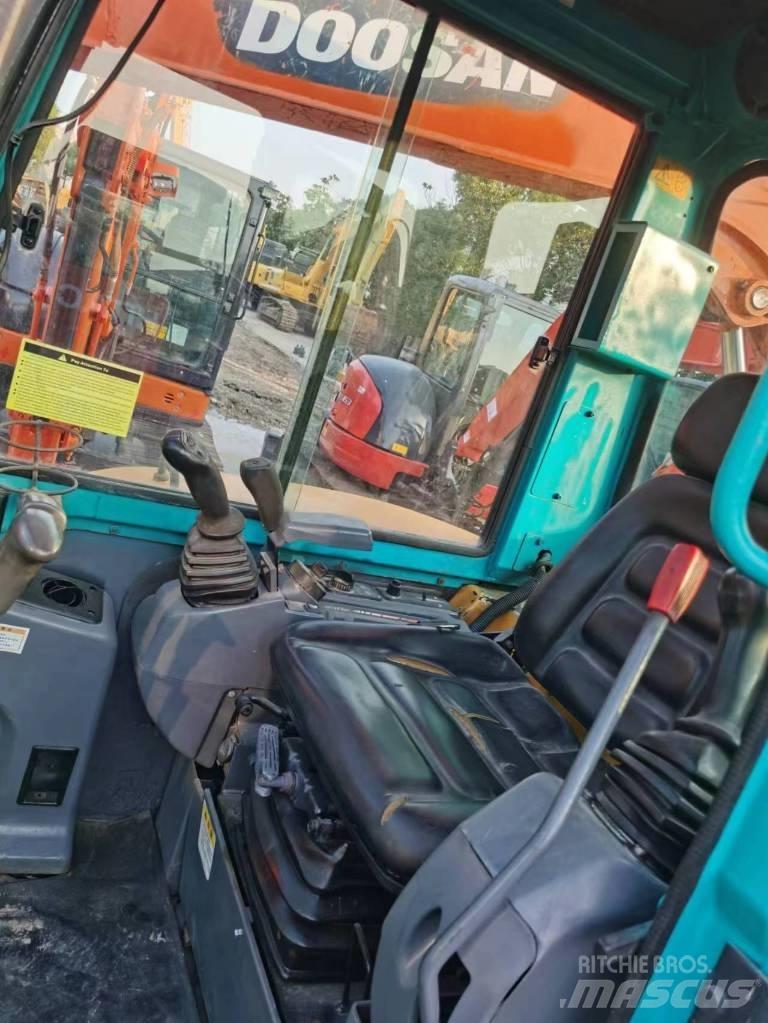 Kubota 163-1 Crawler excavators