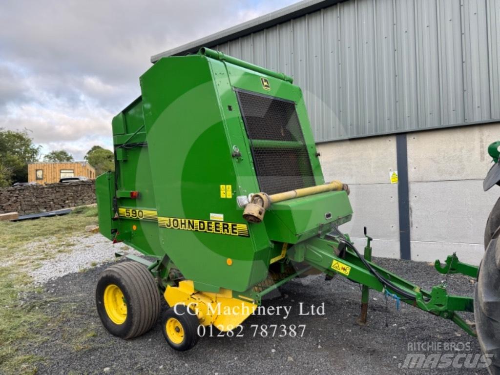 John Deere 590 Round balers