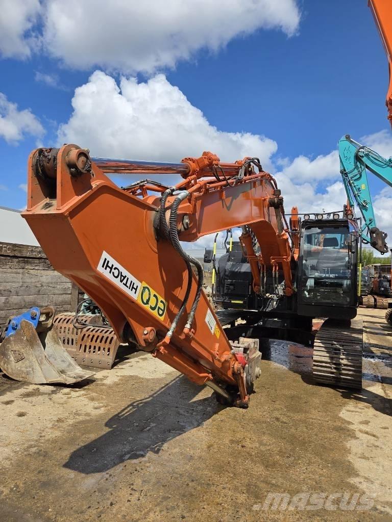Hitachi ZX225US-6 Crawler excavators