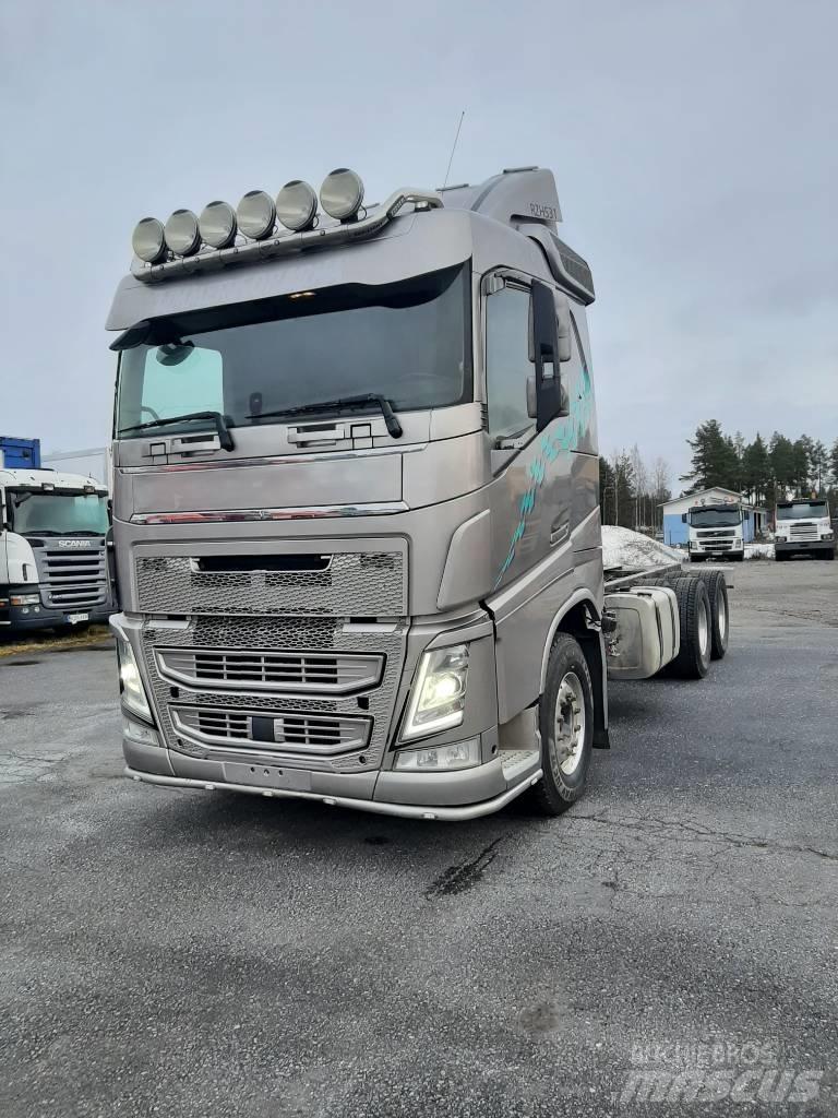 Volvo FH 13 Chassis Cab trucks