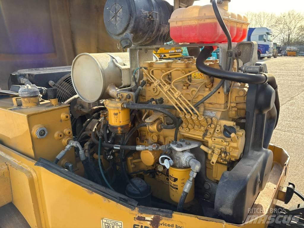 CAT CB 34 B Twin drum rollers