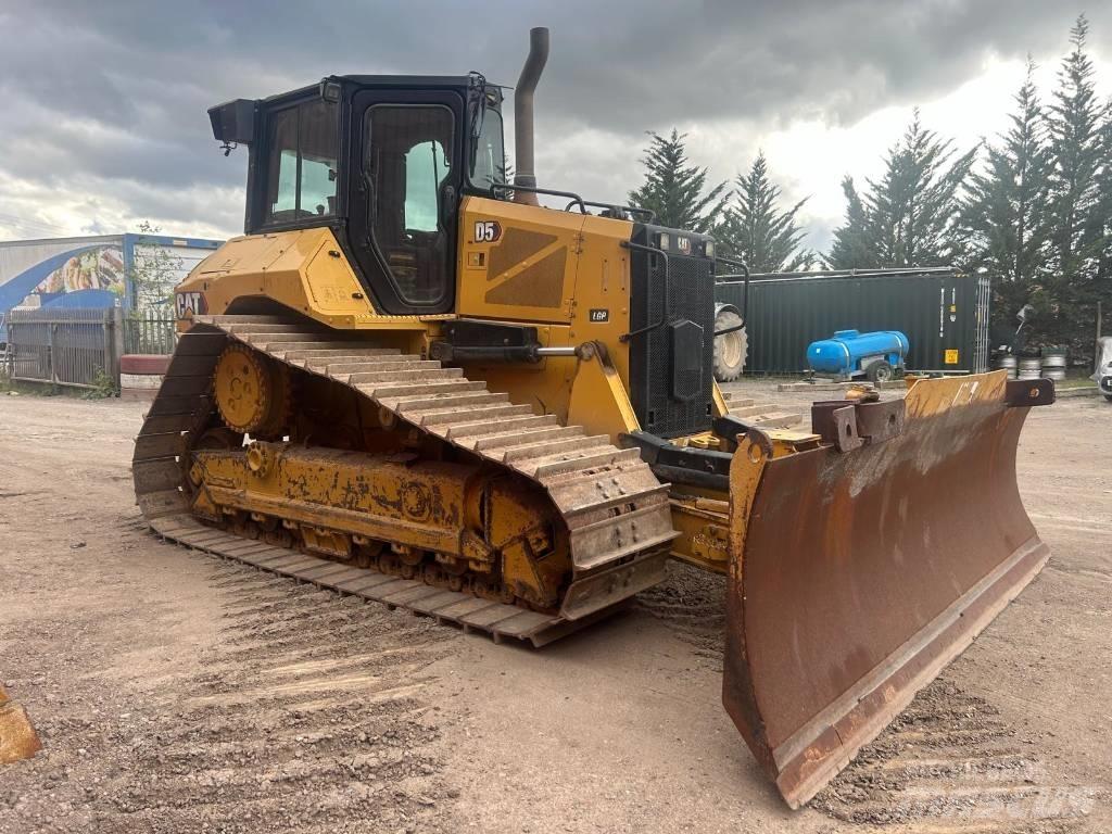 CAT D 5 LGP Crawler dozers