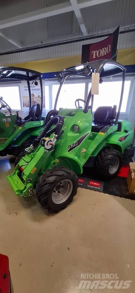 Avant 528 Multi purpose loaders