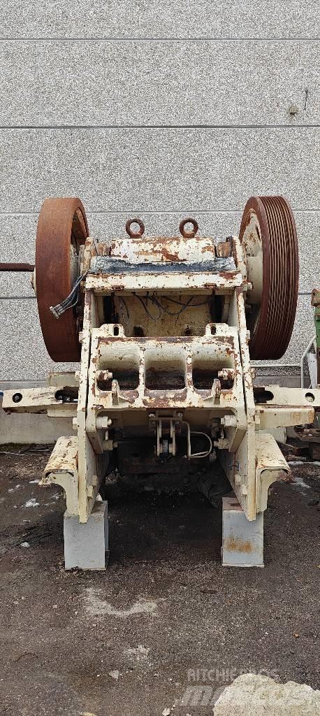 Metso C 100 Crushers