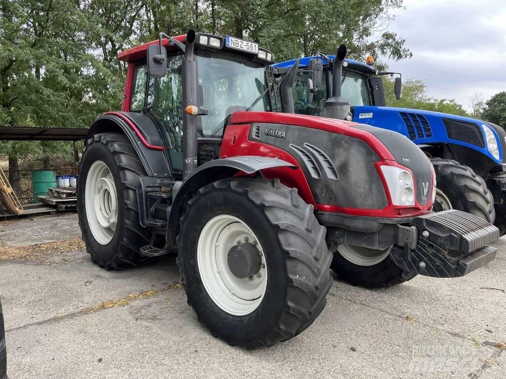 Valtra T 193 Tractors
