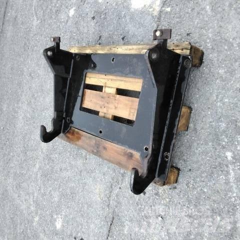 JCB INTERFACE Other attachments and components