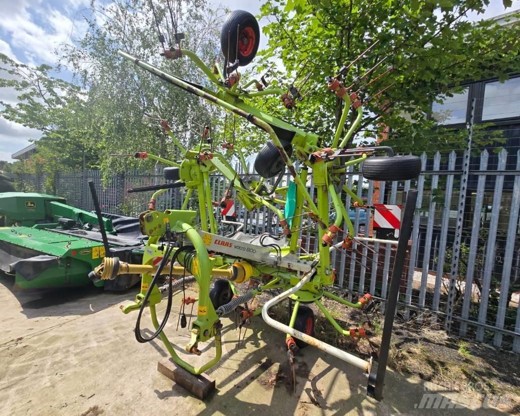 CLAAS Volto 800 Rakes and tedders